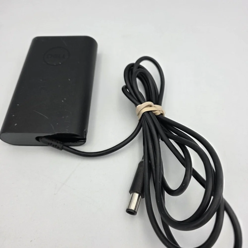 Dell 65 Watt AC Adapter Charger CN-OFPC2Y-CH200 Black